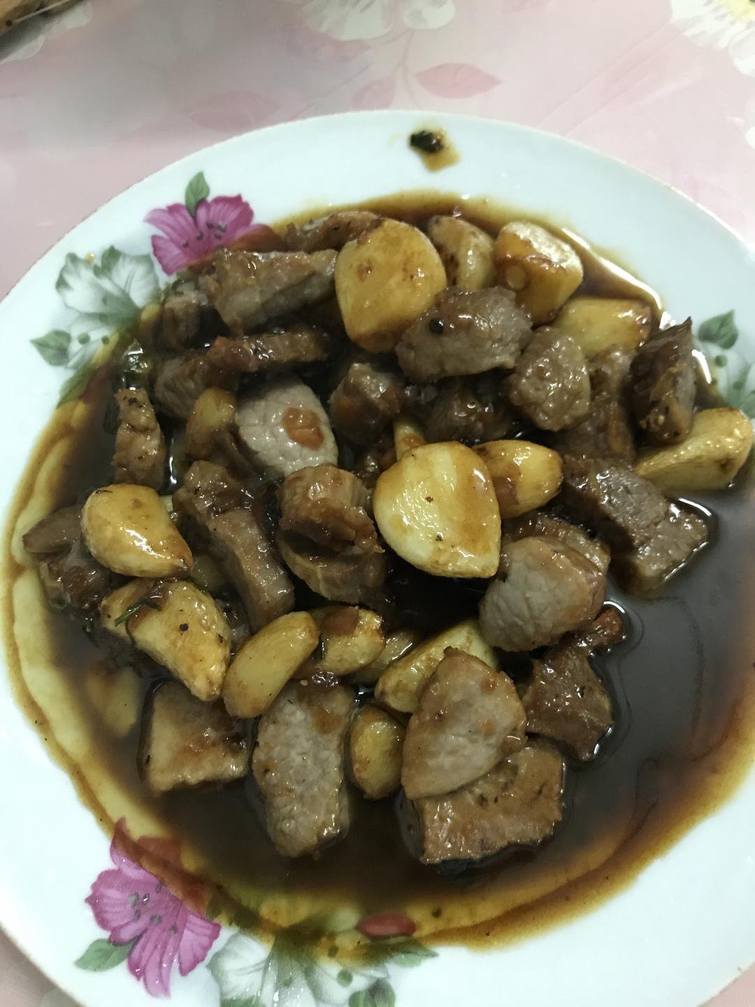 黑蒜子牛肉粒