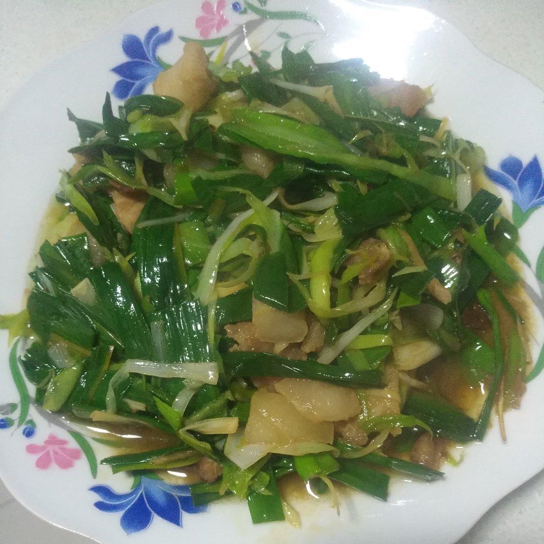大蒜炒咸肉