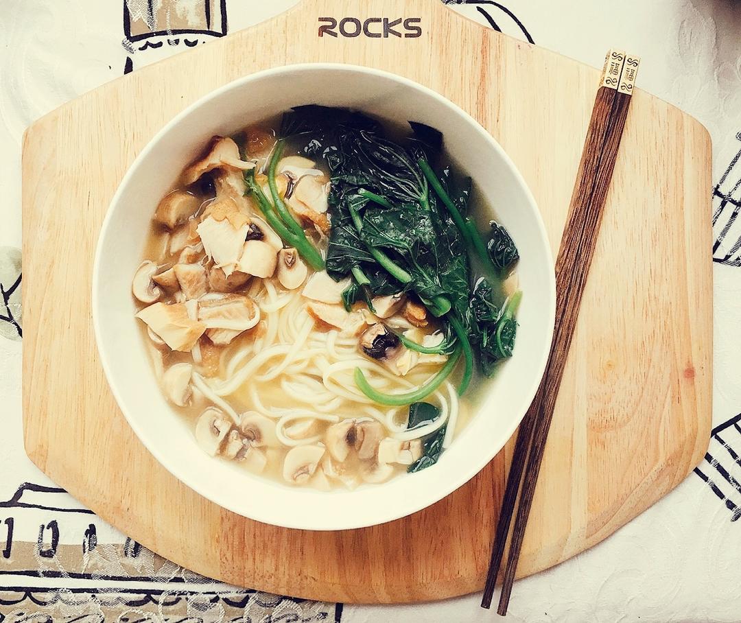 清汤牛杂面的做法