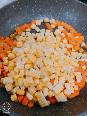 健康好做的玉米胡萝卜粒的做法 步骤4