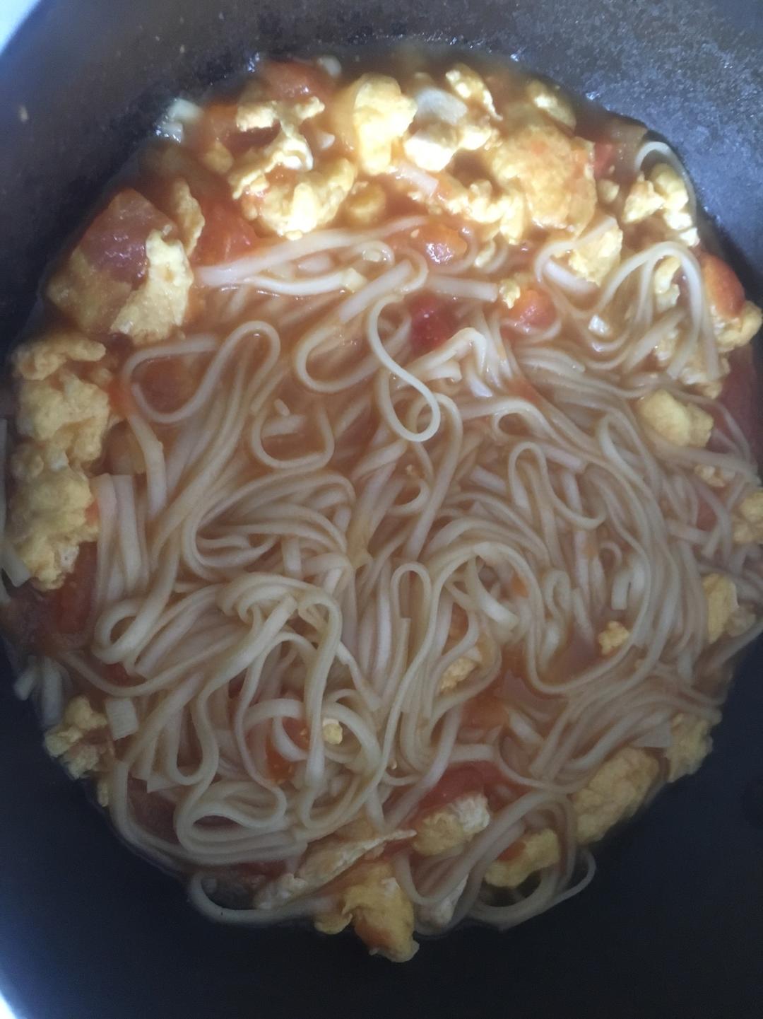 恨不得抱着锅舔的番茄鸡蛋面
