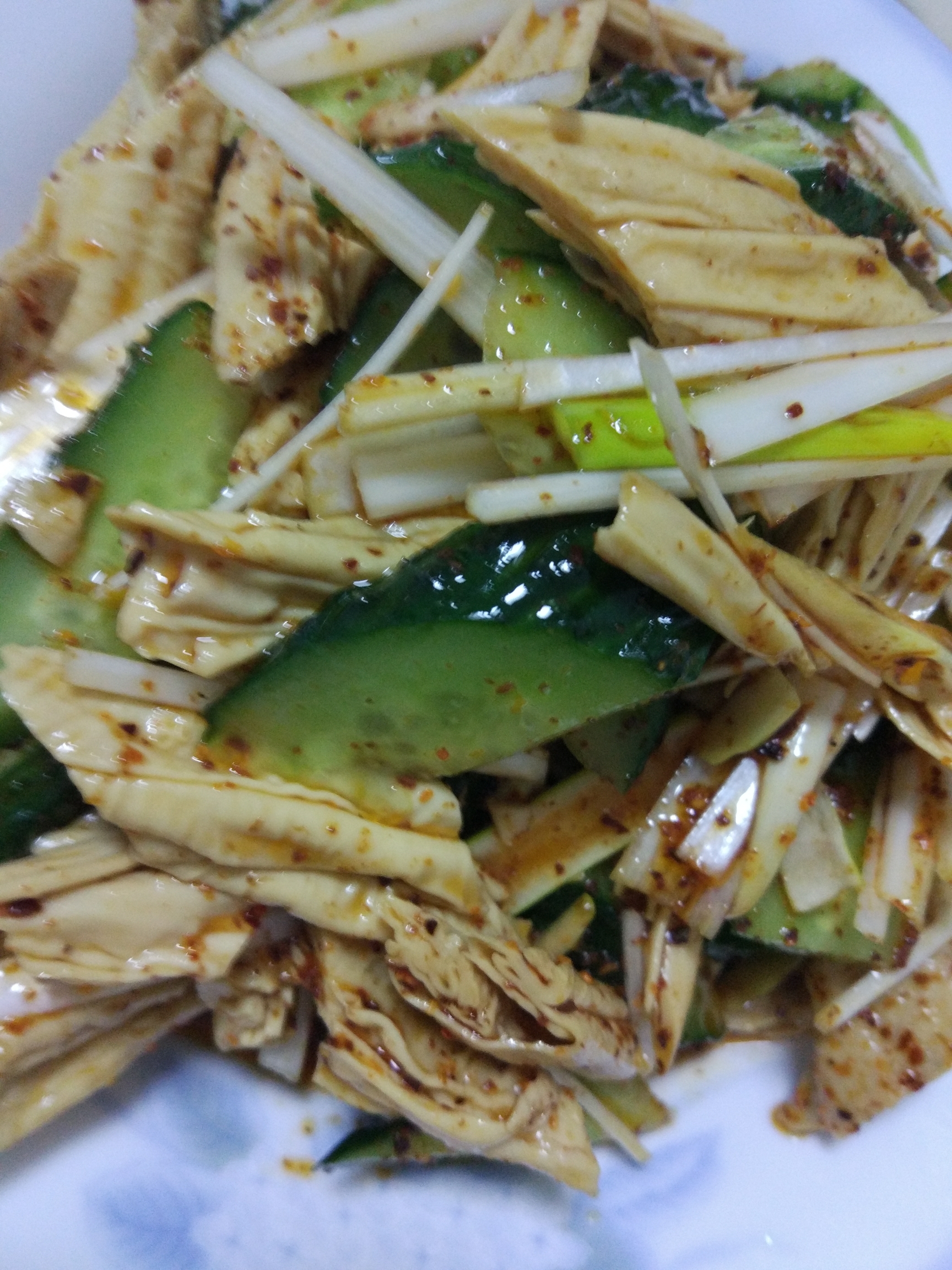 腐竹拌黄瓜的做法