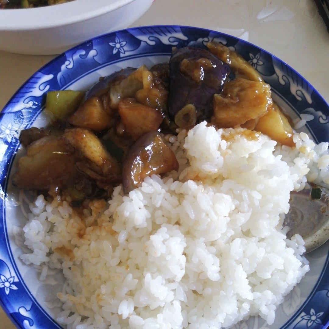 超级下饭的地三鲜