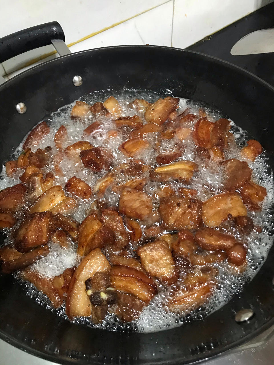 焖罐肉