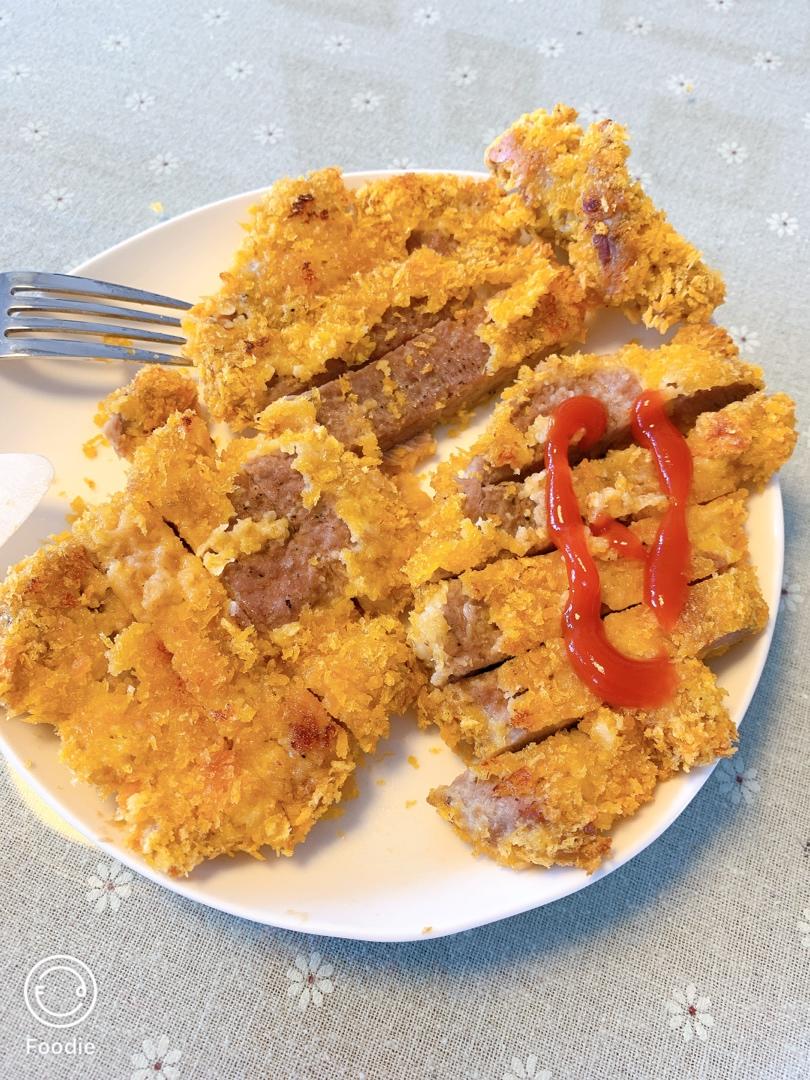 黄金酥脆的炸猪排