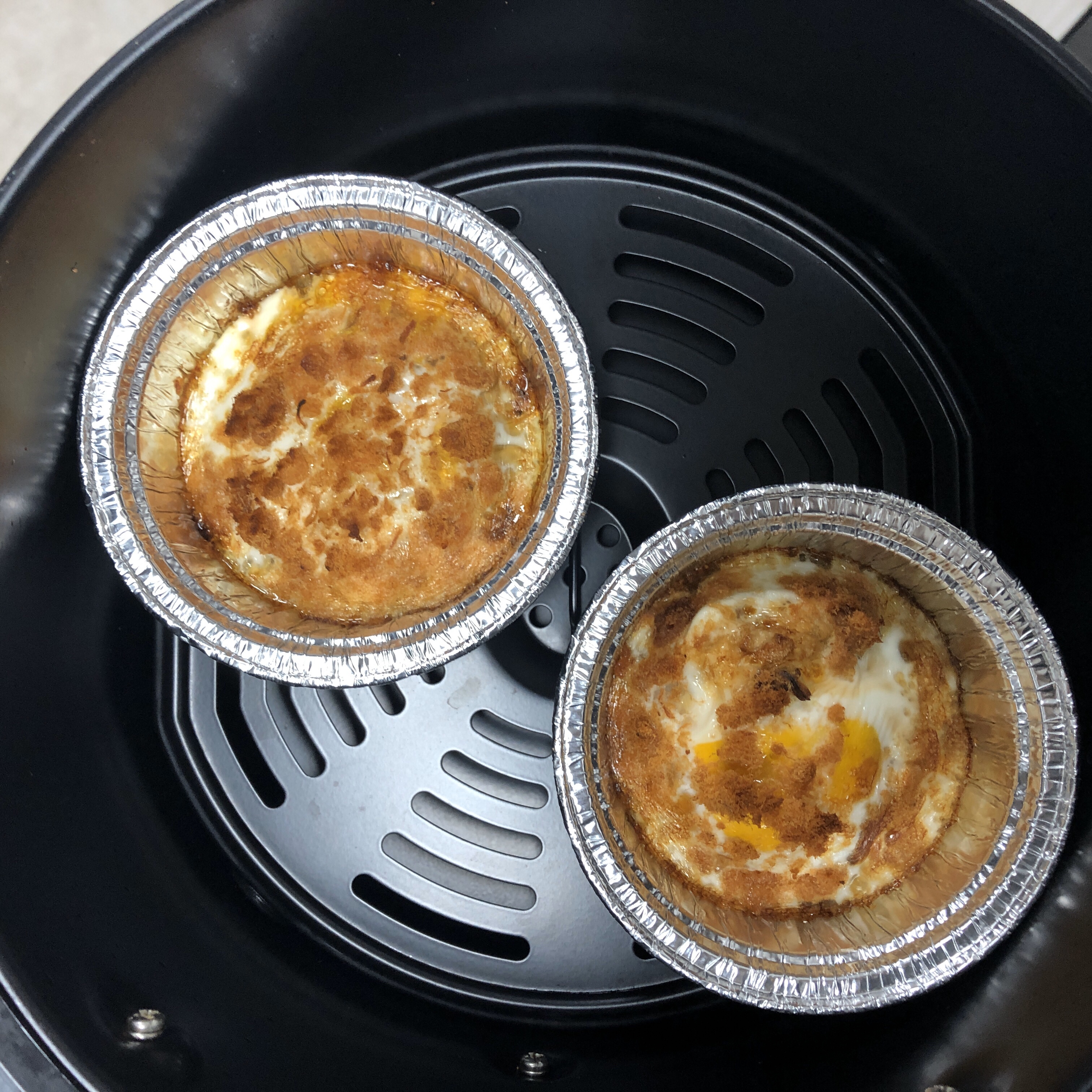 【懒人早餐】烤鸡蛋（空气炸锅版）的做法