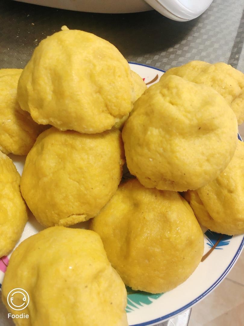 玉米面窝窝头