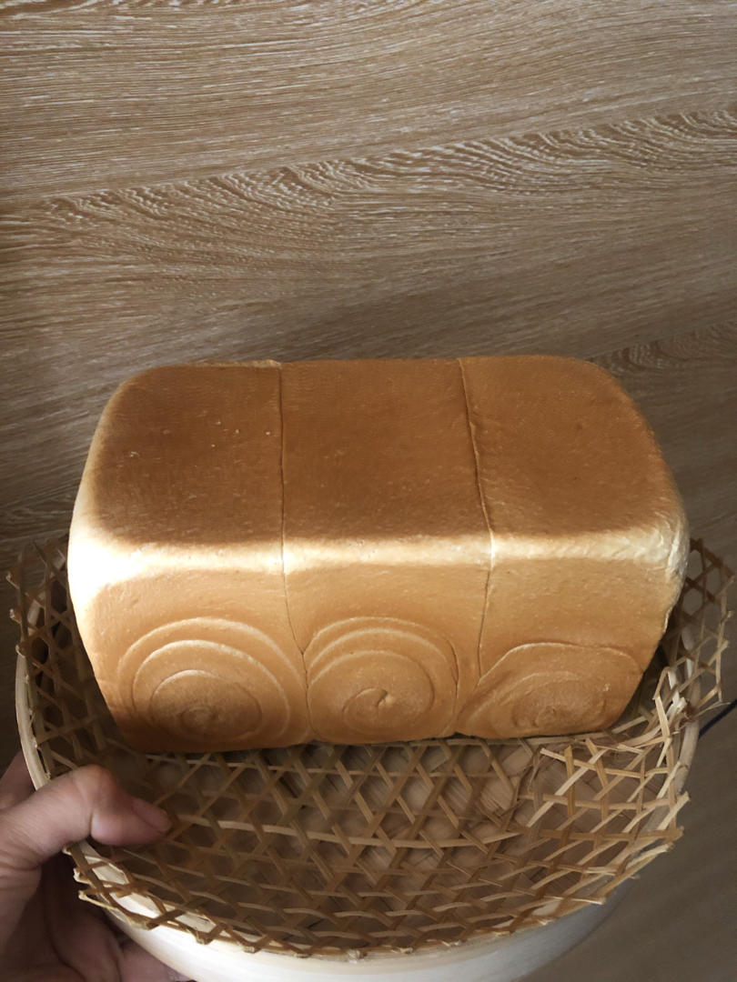 升级版奶香手撕吐司