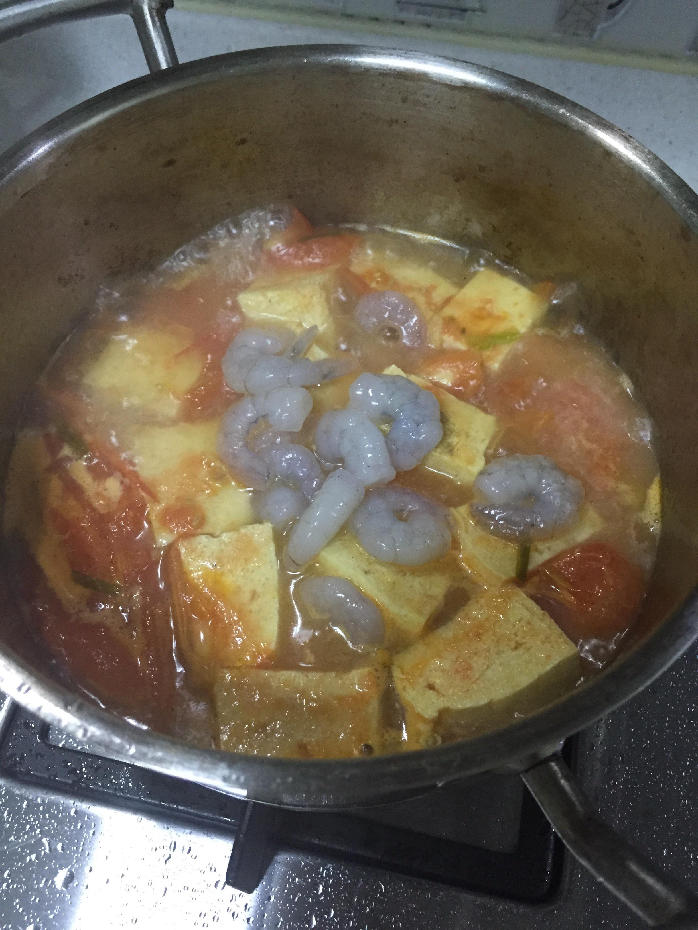西红柿冻豆腐虾仁汤的做法 步骤5