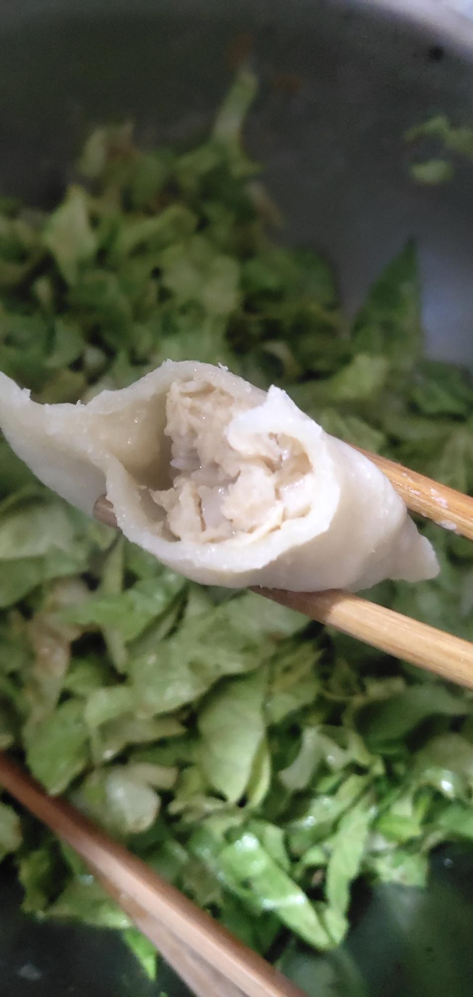鸡肉蒸饺