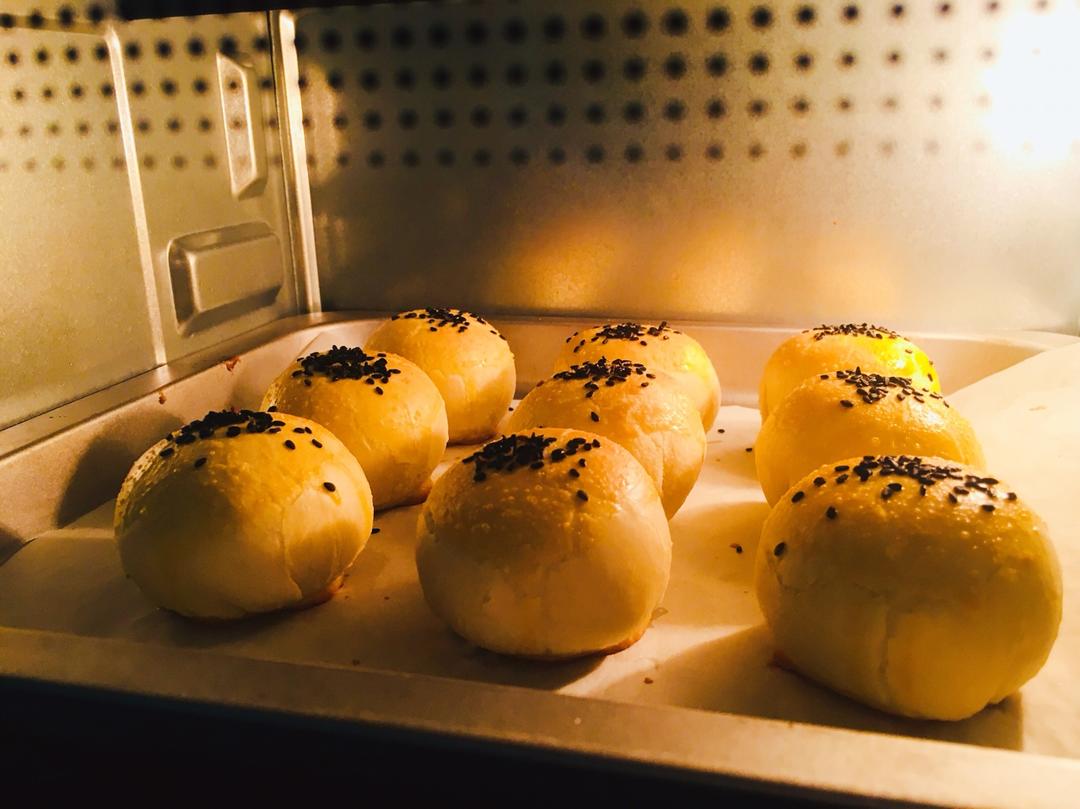 蛋黄酥酥酥（超级奶香黄油版）