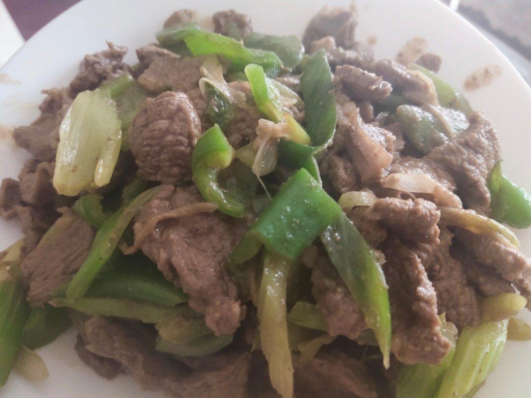 孜然大葱炒牛肉