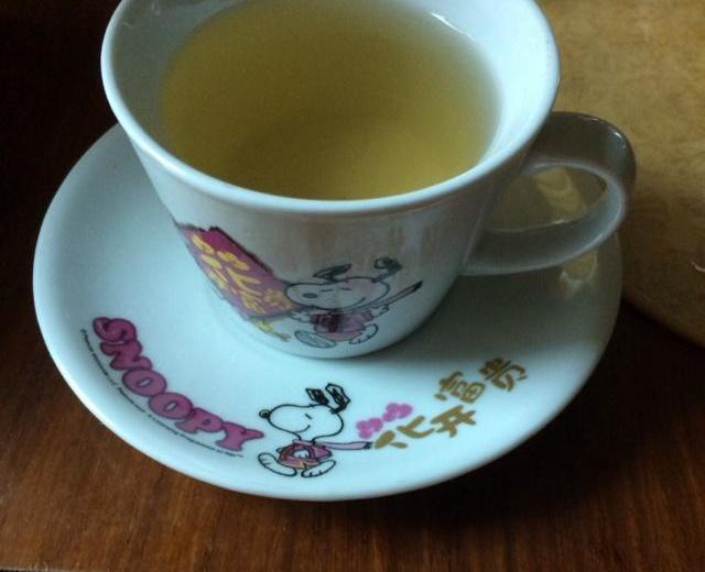 石斛枸杞龙眼干养生茶