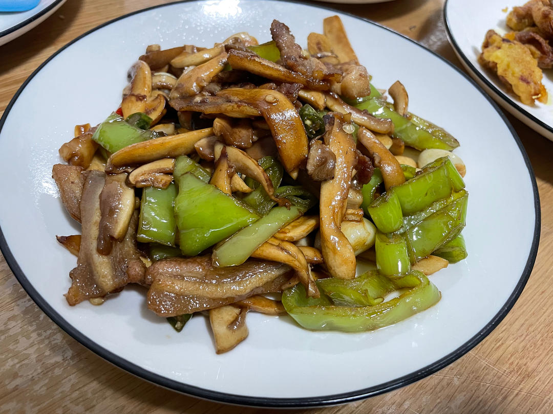 赤松茸炒肉
