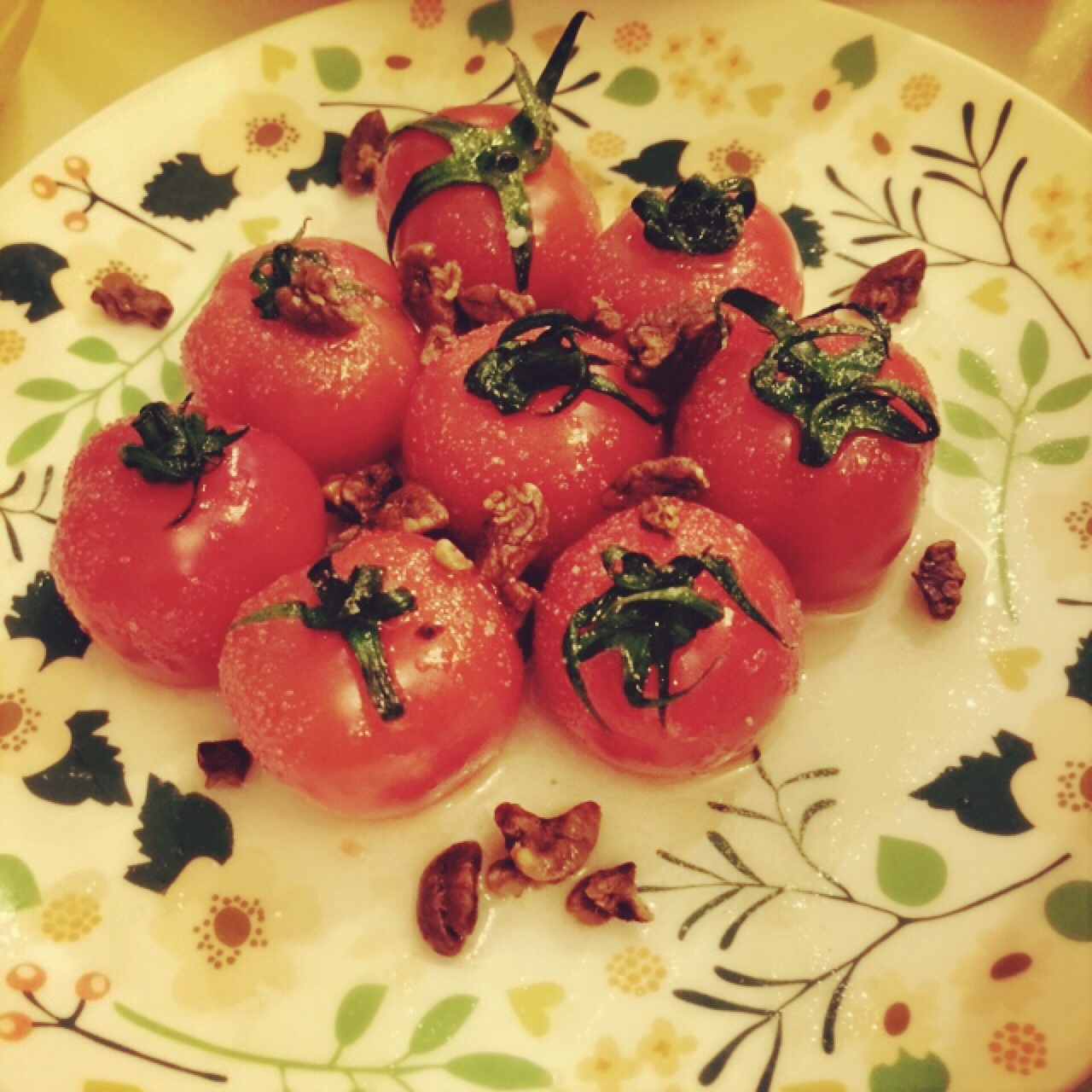 番茄脆菇核桃沙拉的做法