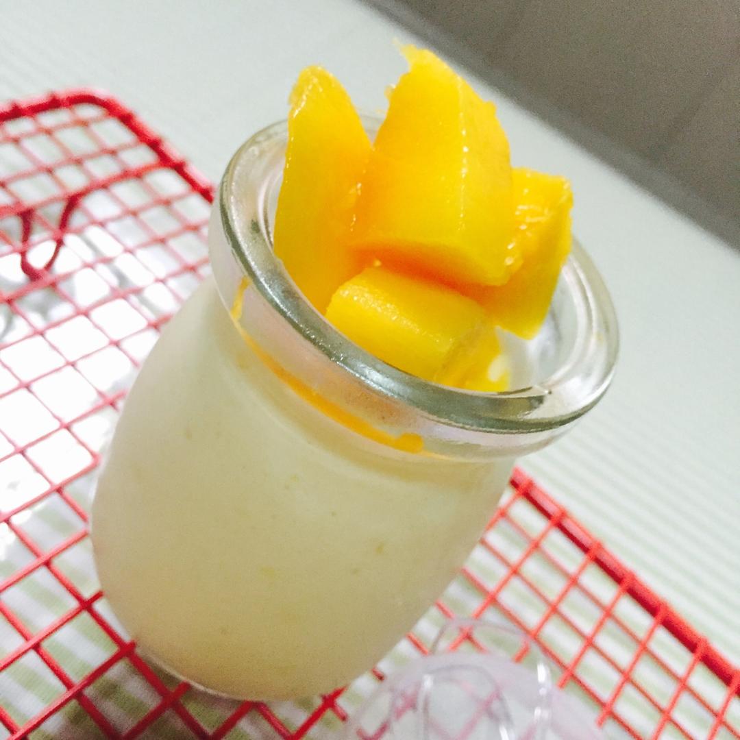 芒果慕斯杯