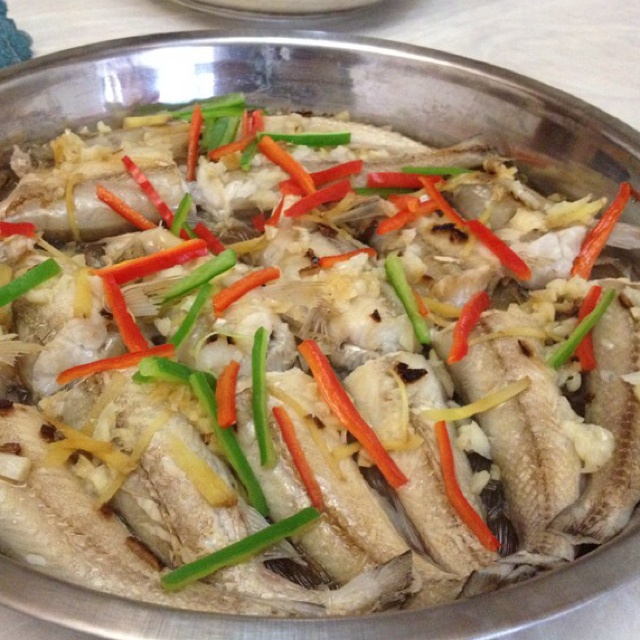 清蒸海鲈鱼
