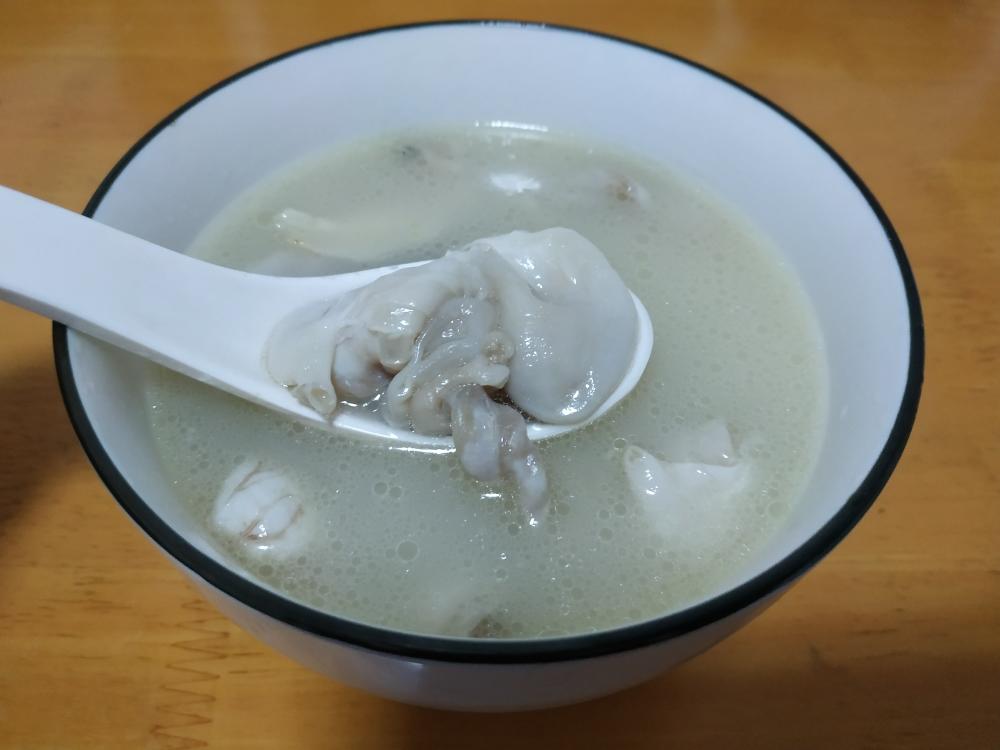 红枣当归北芪鱼泡汤的做法