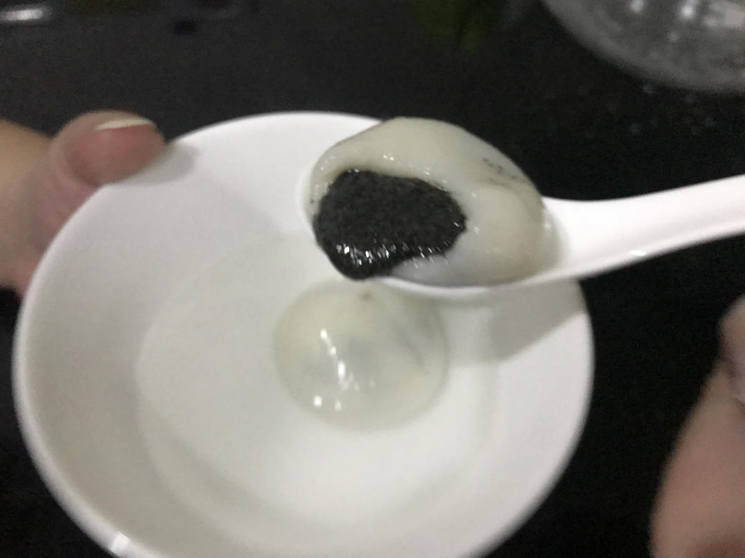《Tinrry下午茶》教你做芝麻汤圆