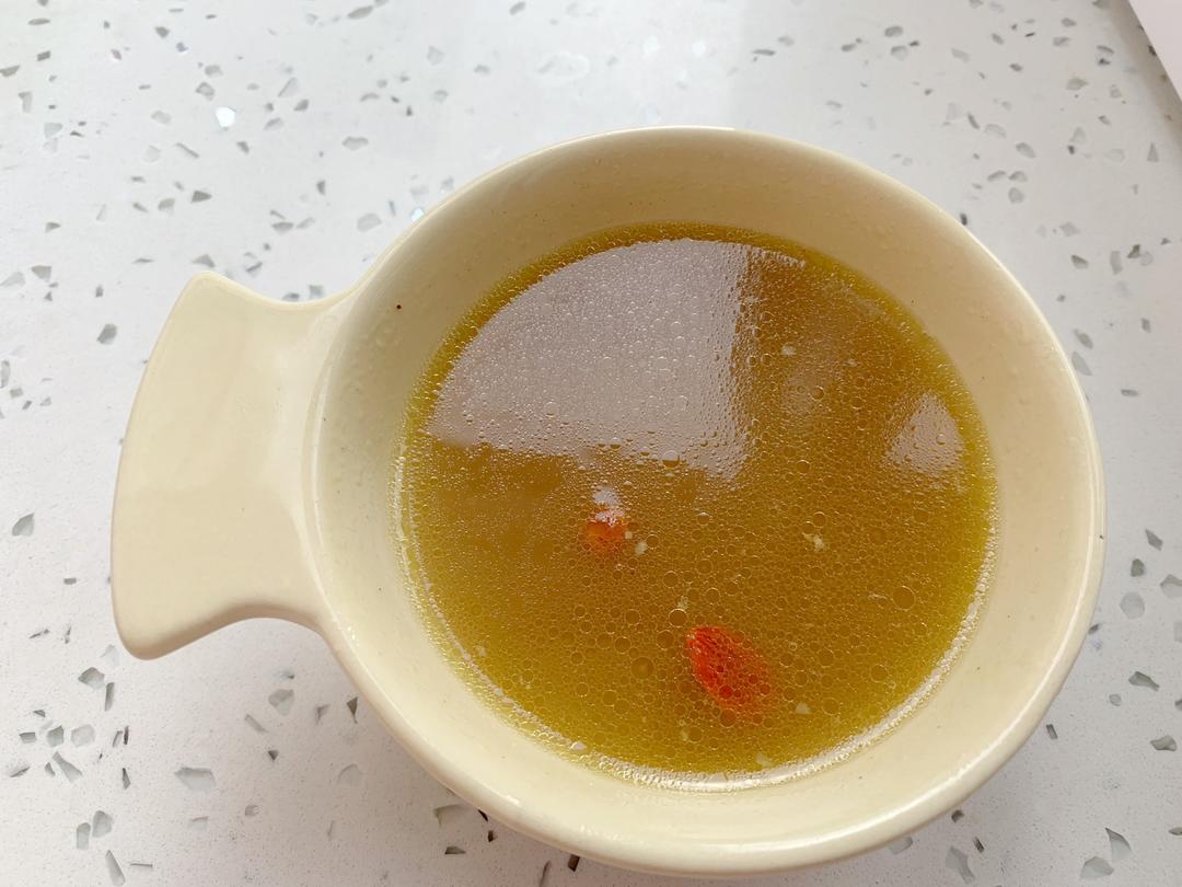 鹿茸党参鸽子土鸡汤的做法 步骤5