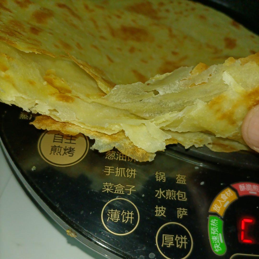 烙饼不硬的小窍门 掌握了你也能看出柔软多层凉了不硬的小油饼