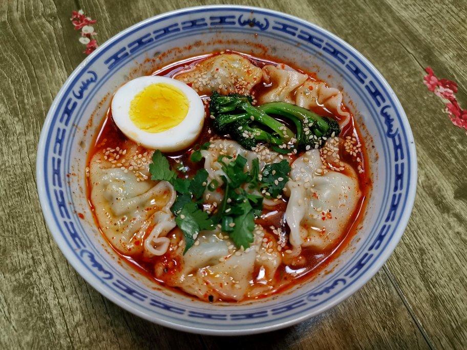 【西安小吃系列】 11:回民街牛肉韭黄酸汤水饺