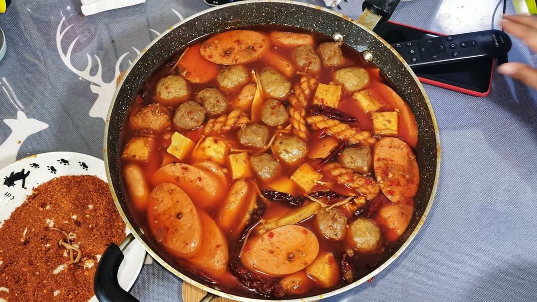 自制麻辣重庆火锅