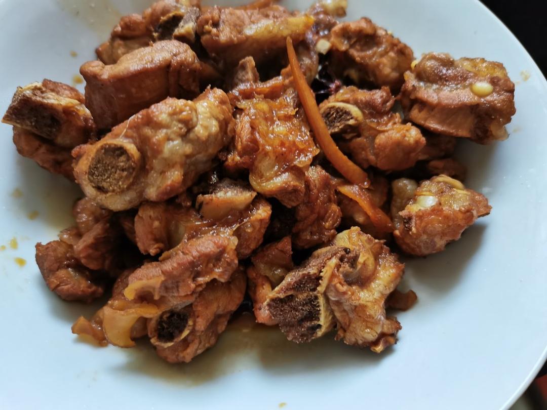 好吃到舔手指的可乐排骨