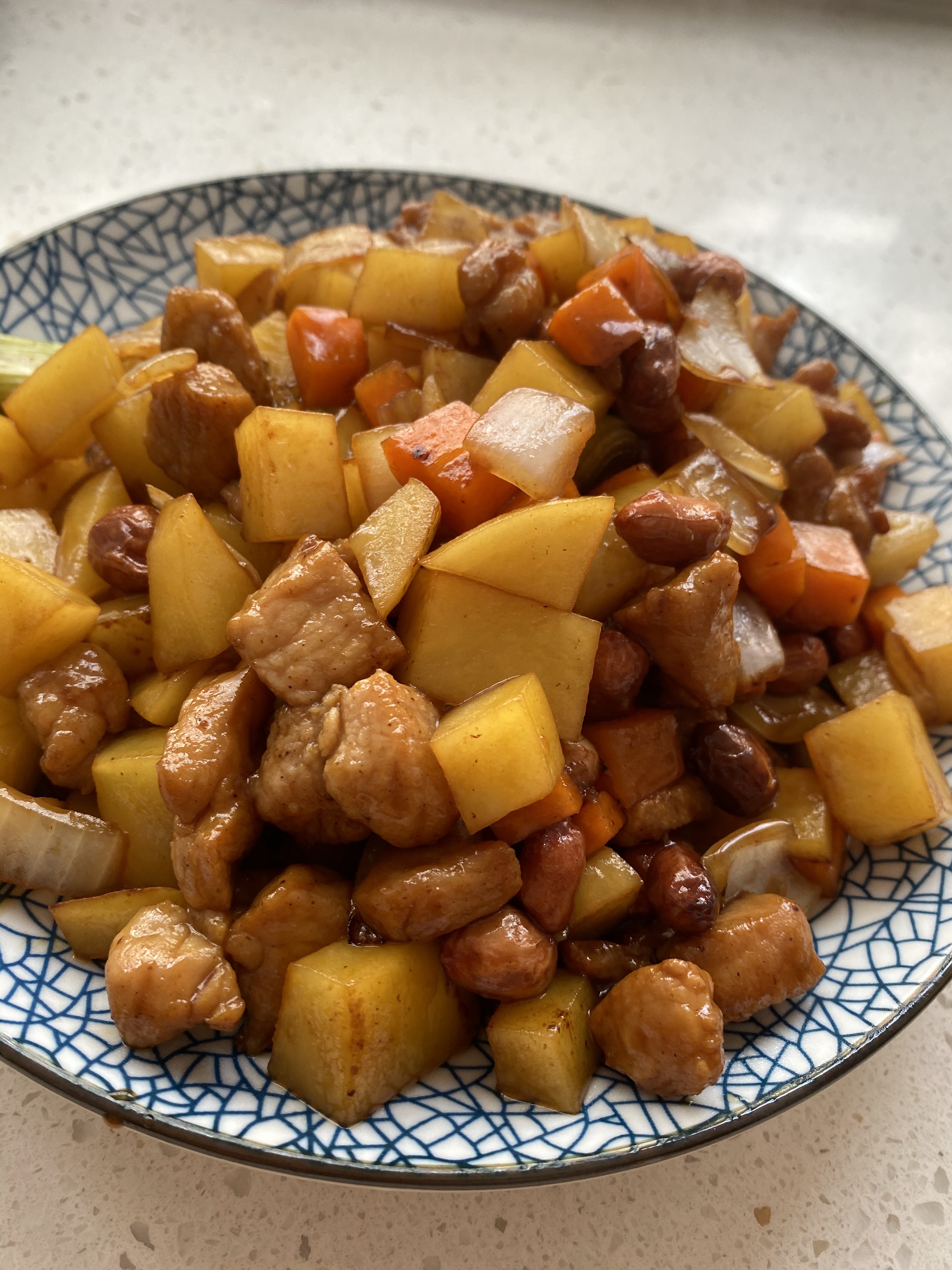 快手下饭菜：宫保土豆肉丁的做法
