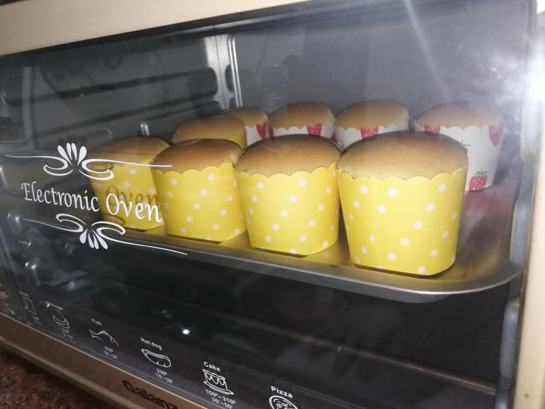 纸杯蛋糕 8寸戚风蛋糕的量