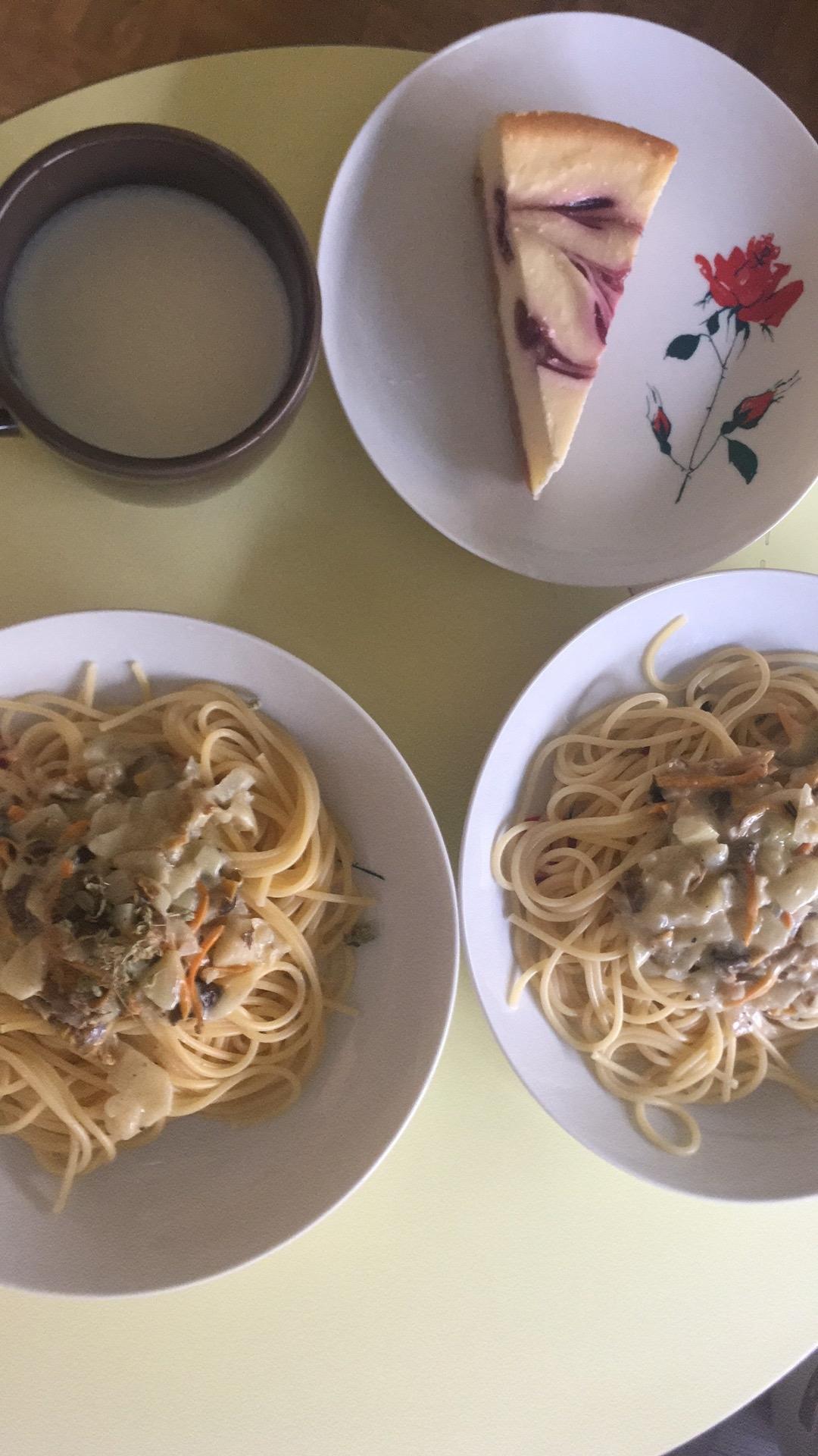 奶油鸡油菇意面