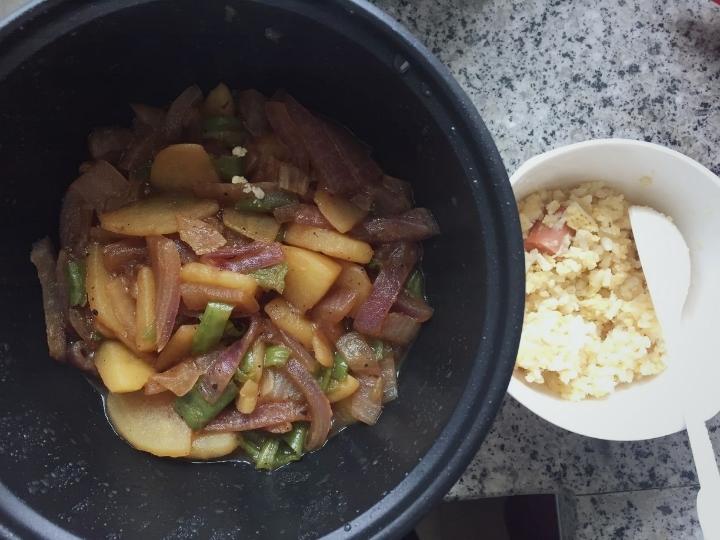 洋葱炒土豆片