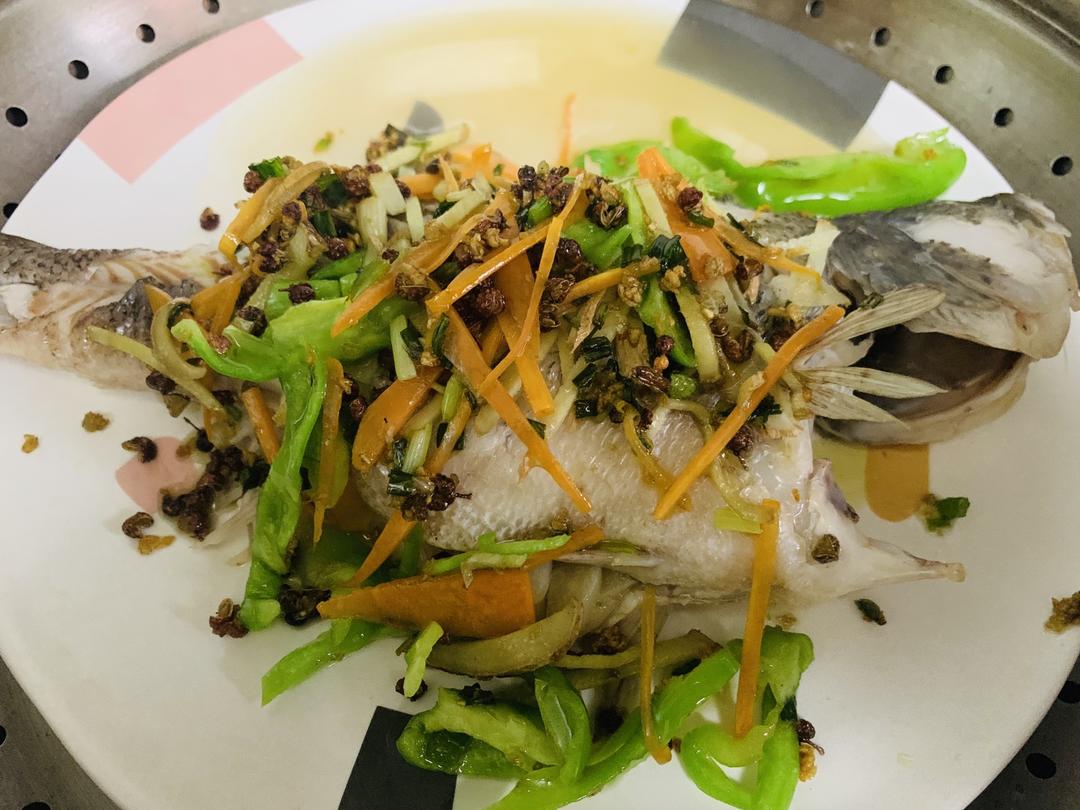 娃钦点的—清蒸鲈鱼