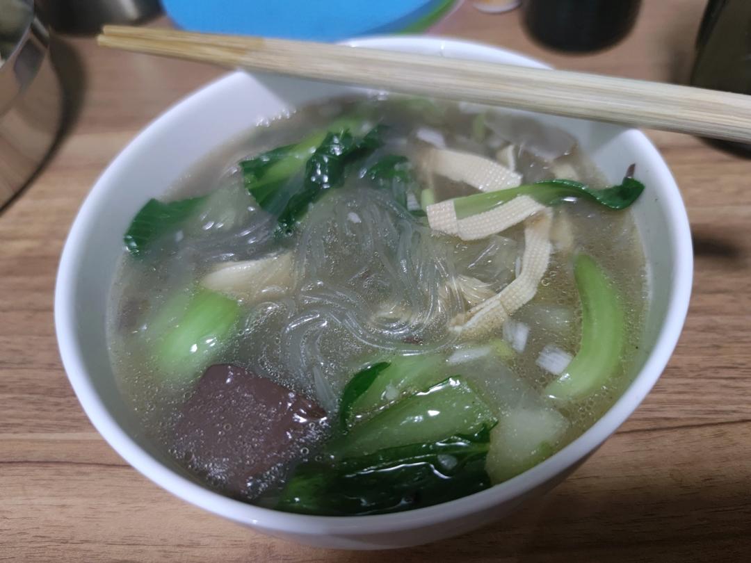 鸭血粉丝汤（无浓汤宝）