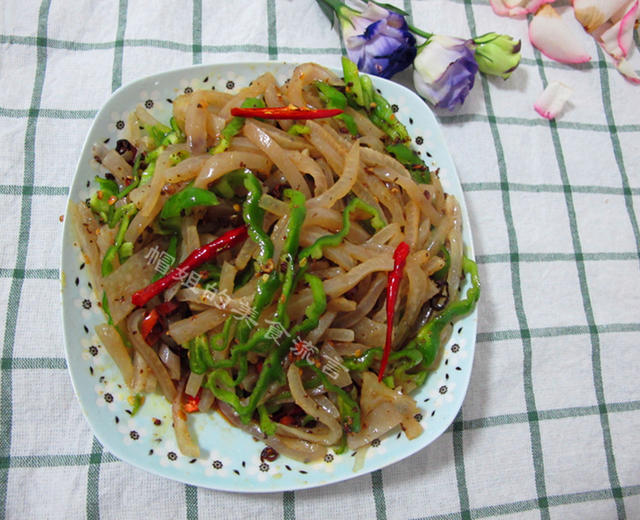 麻辣肉皮的做法