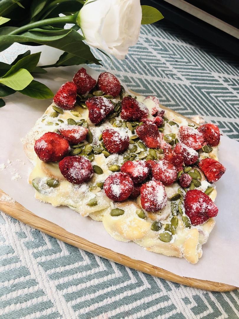 网红🍓草莓雪花酥（颜值表面心机款😂铛铛铛）