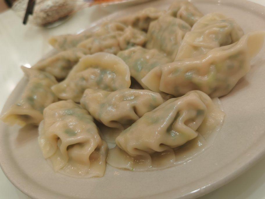 韭菜猪肉饺子(最简单最好吃又最多汁的饺子)