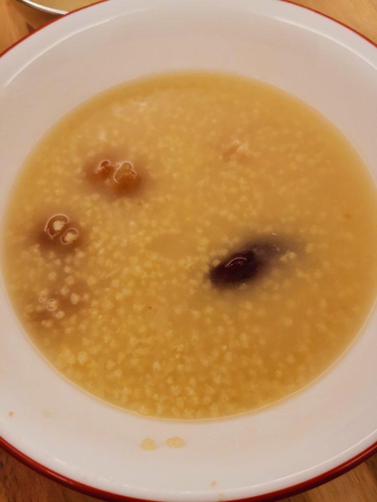 小米粥（小米油飘香）