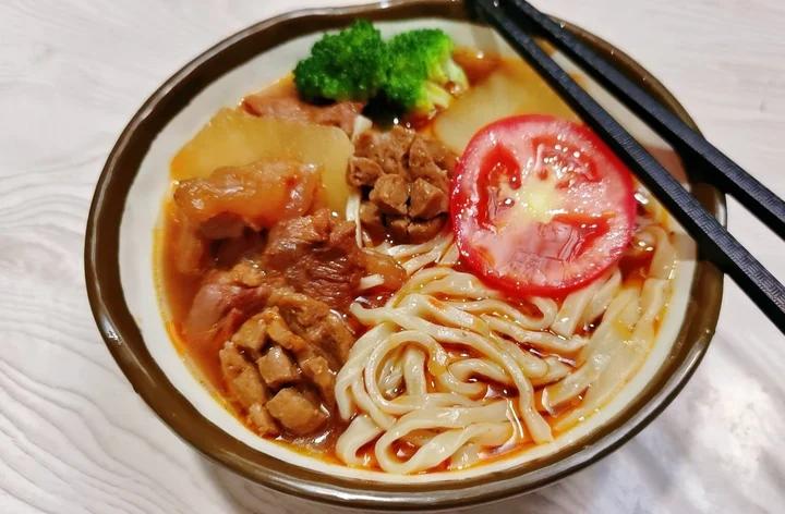 香辣牛肉面