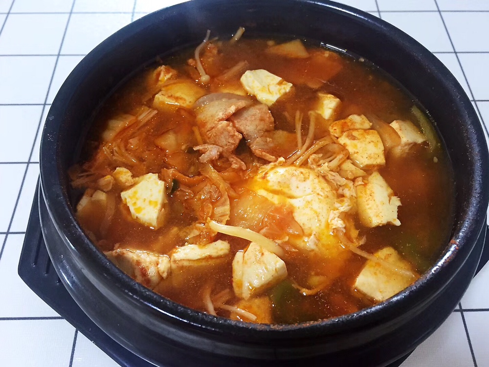 韩国泡菜豆腐汤