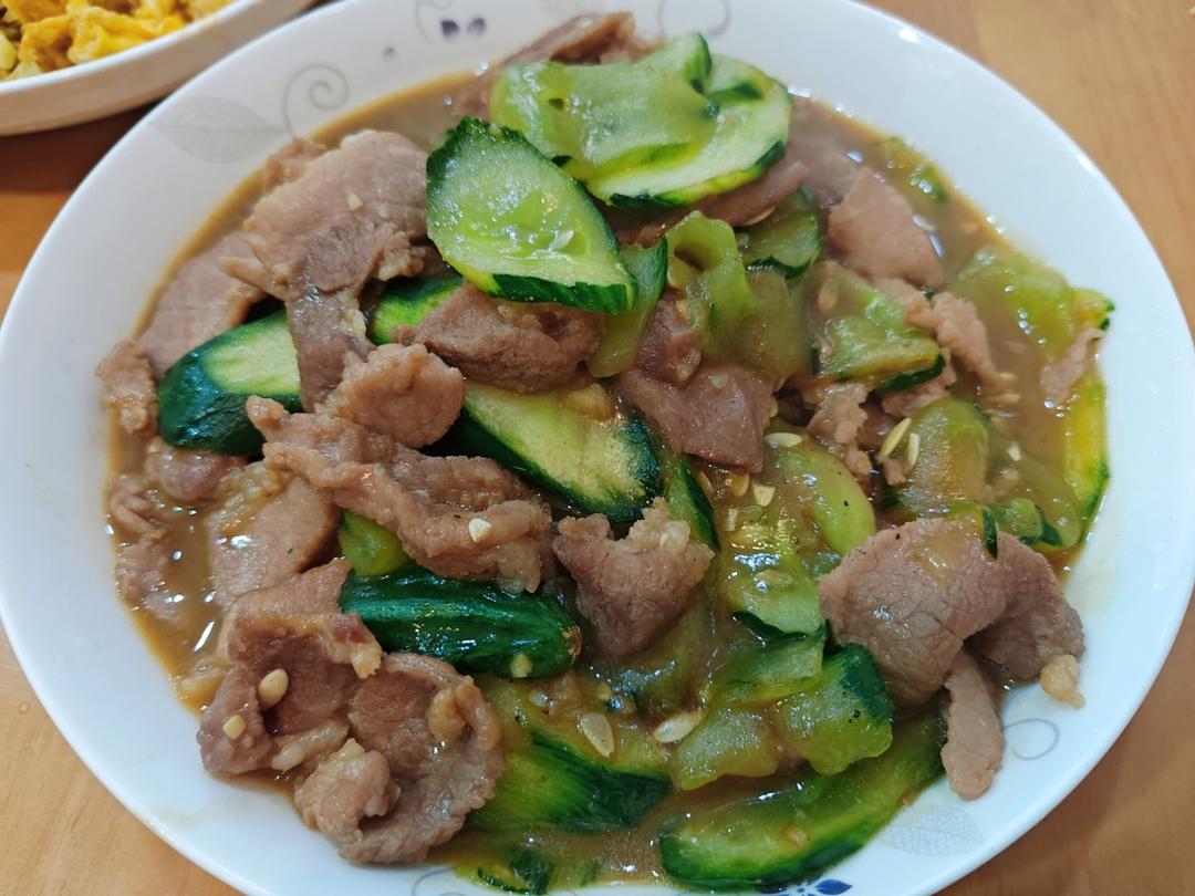 黄瓜炒肉🥳