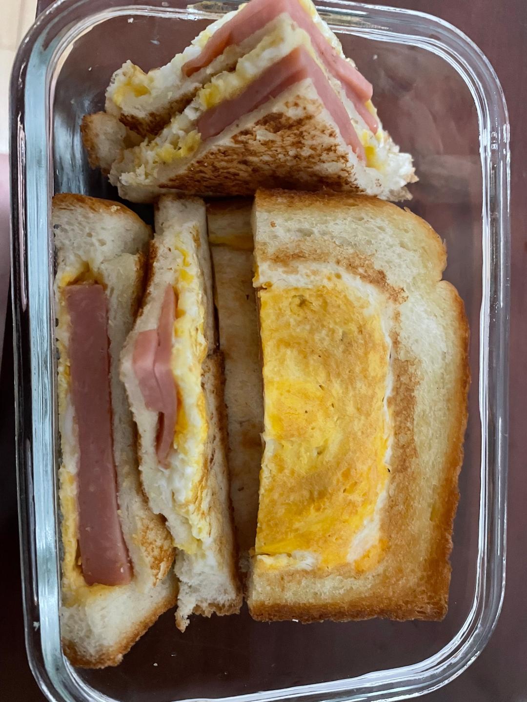 芝士鸡蛋三明治🥪
