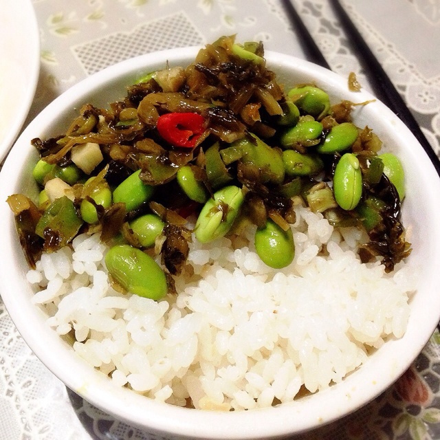 胡鲸鲸做的雪菜毛豆