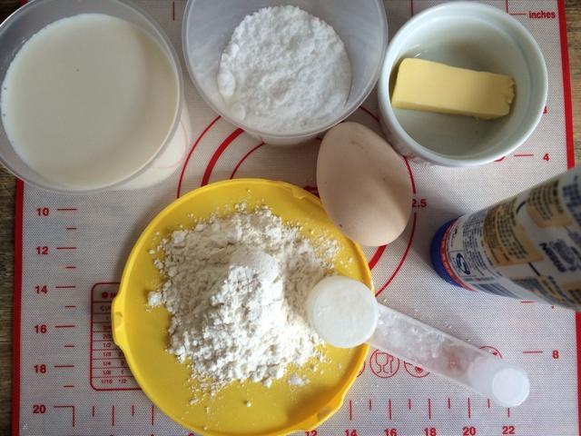 纯奶手撕吐司的做法 步骤1