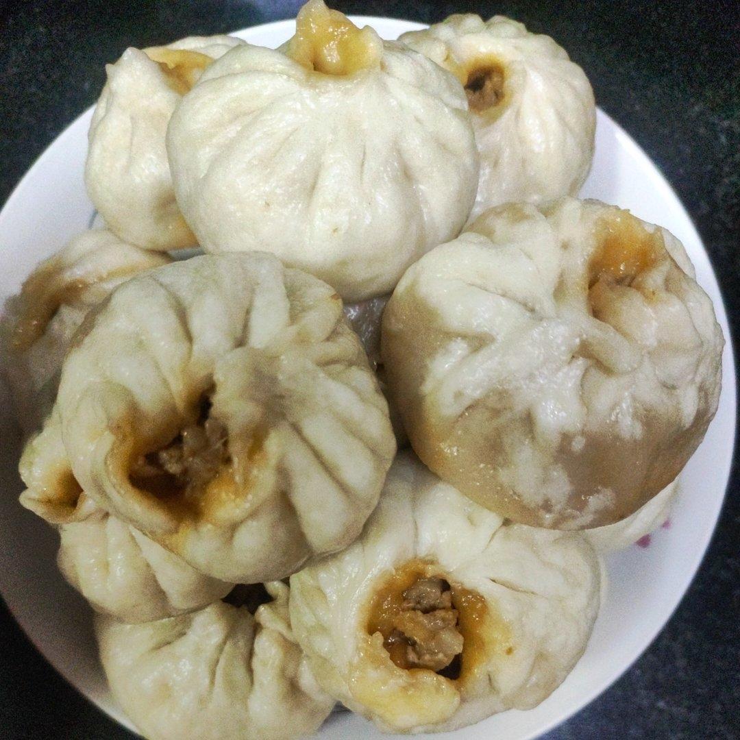 快手发面小笼包