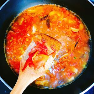 哺乳期减脂番茄金针菇豆腐汤的做法 步骤4