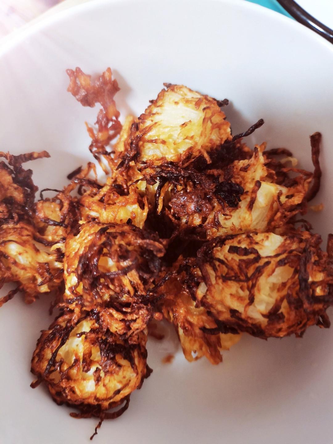 香酥软口的小吃摊版香炸萝卜丸子