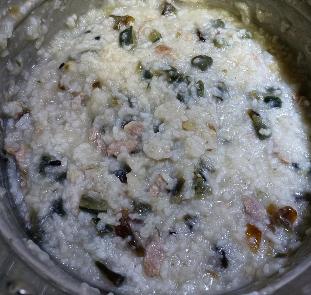 十五分钟快手之香滑皮蛋瘦肉粥(附五分钟电饭煲电压力锅更快捷方法)