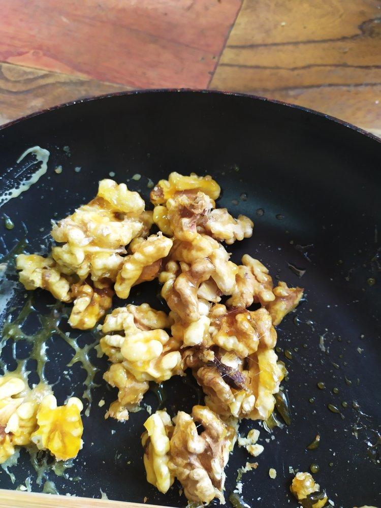 琥珀核桃仁，家庭熬糖小窍门，不翻砂不糊锅，不化不粘牙