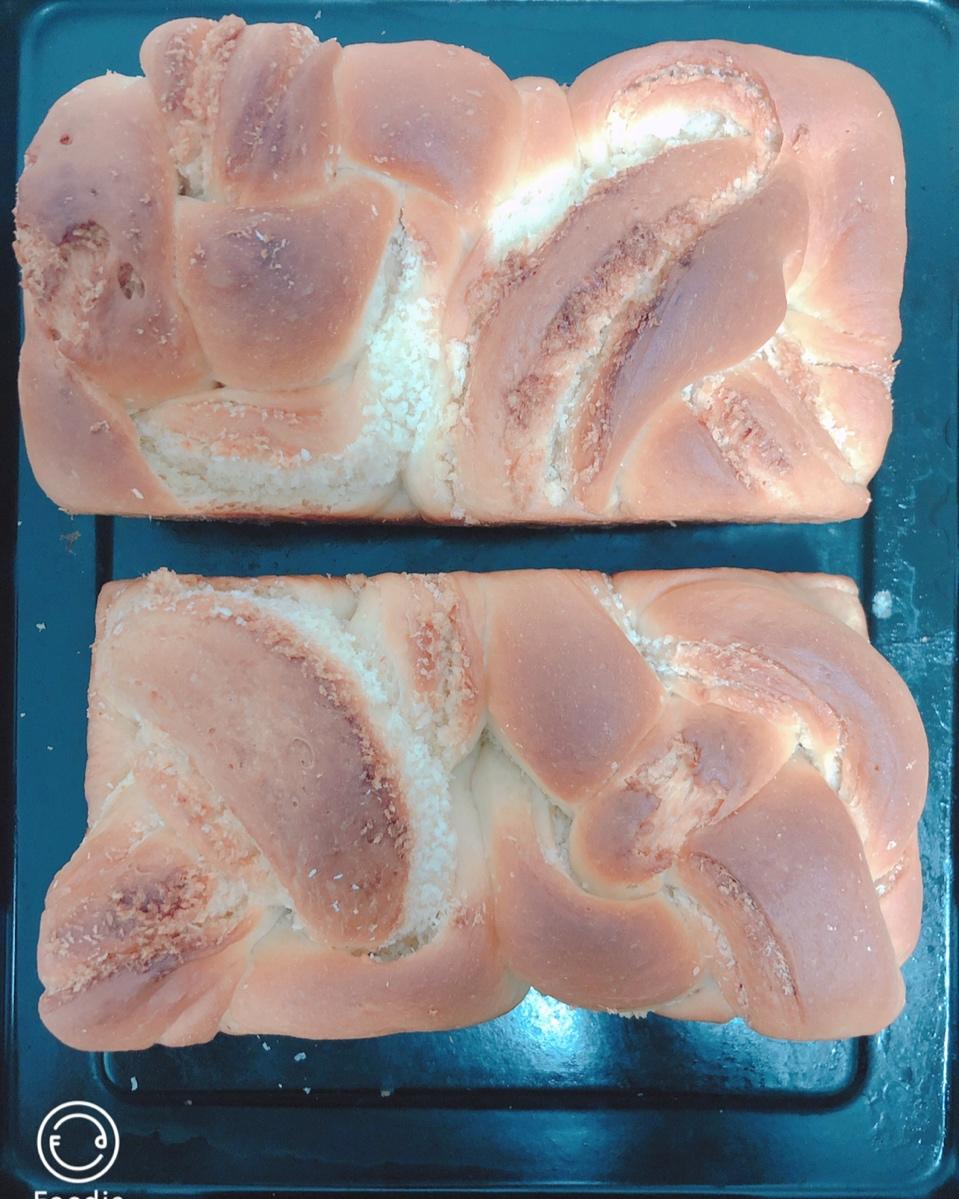 椰蓉吐司面包 Coconut Loaf